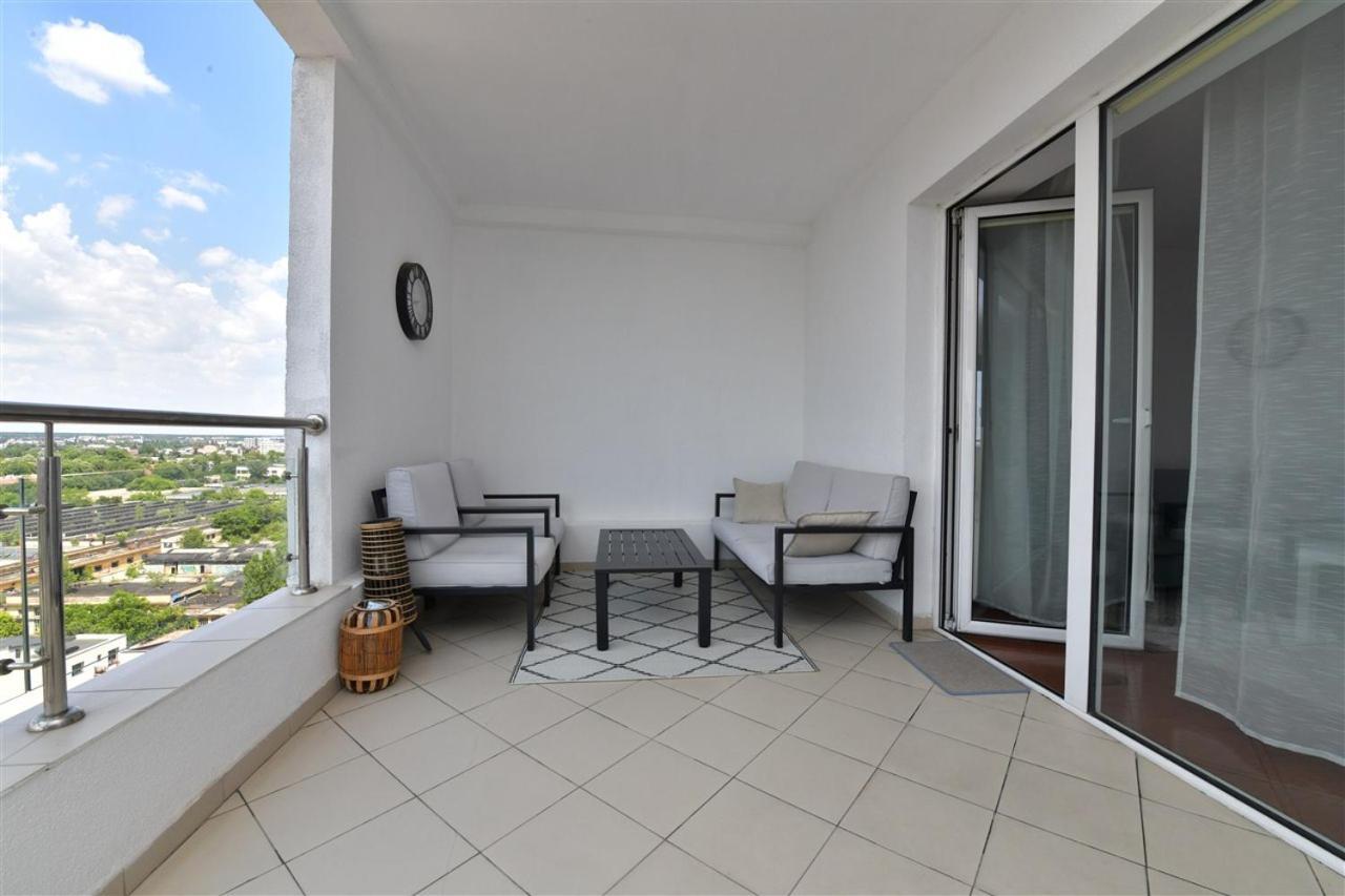 Apartament Lux 1 Mai Pod 布加勒斯特 外观 照片